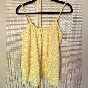 SIZE M MINT Yellow Chevron Spaghetti Strap Top